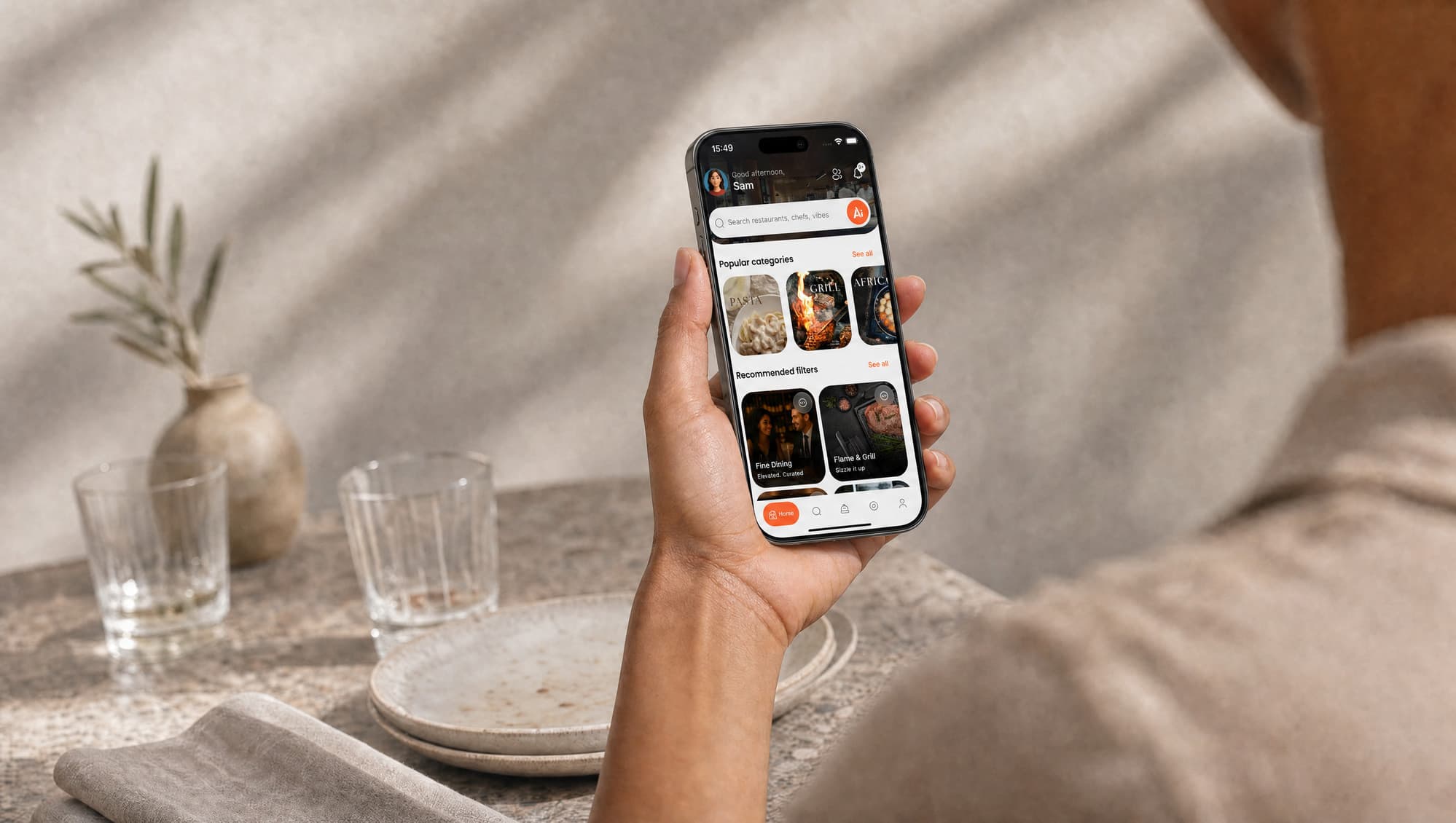 A Diner browsing popular categories and recommended filters in the Rezzr app